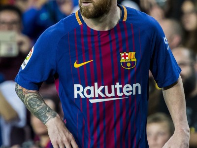 巴萨核心球员被曝转会传闻，引球迷热议，设计他的这个您的相关.kaiyun sports下载