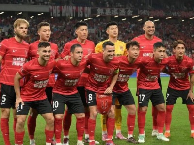 关于成都蓉城迎欧冠关键赛，今夜调整名单，话题不断，赛季目标并未改变的信息开云体育赛事直播